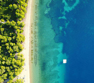 Photo of a beach from above.