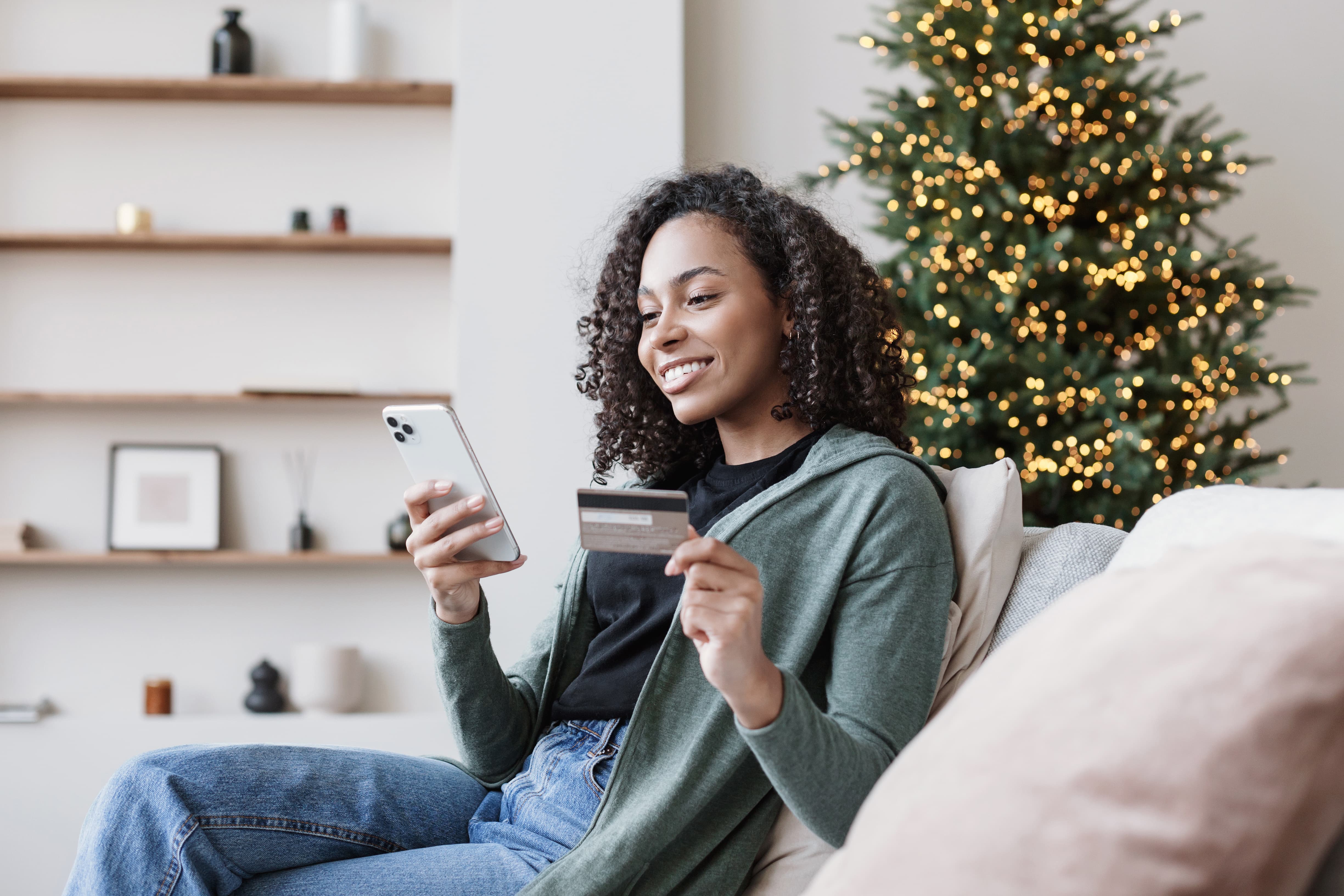 Cuida tu puntuación de crédito durante la temporada navideña
